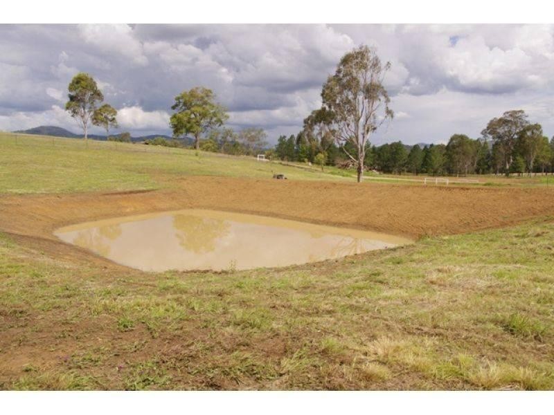 105 Barrett Road, Widgee QLD 4570