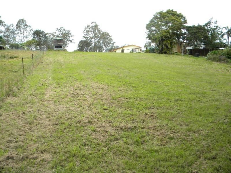 22 Queen St, Cooran QLD 4569