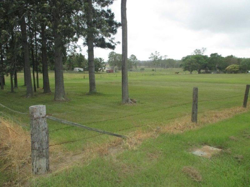 5 Inman St, Tiaro QLD 4650