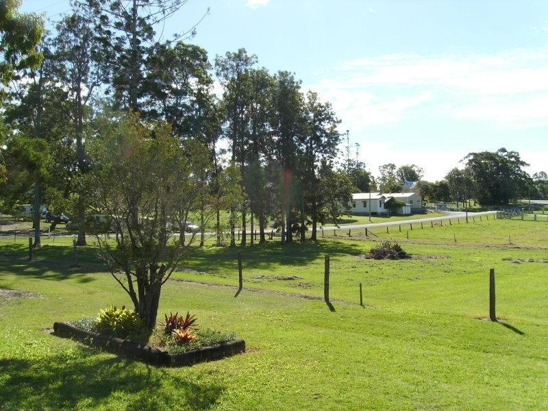 5 Inman St, Tiaro QLD 4650