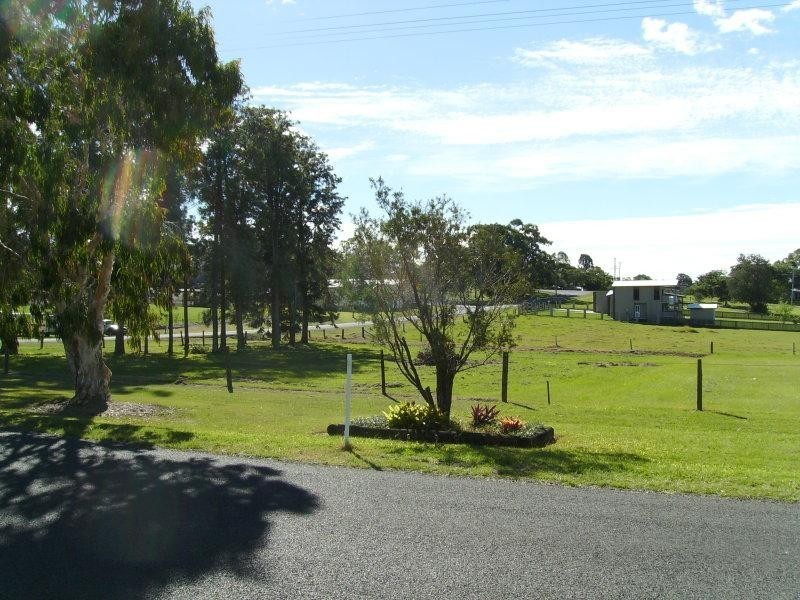 5 Inman St, Tiaro QLD 4650