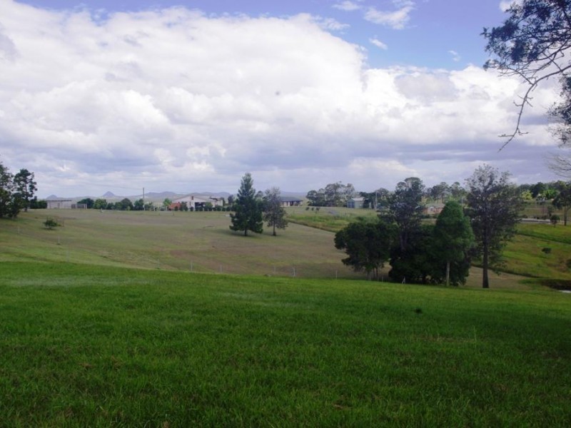 Panorama Drive, The Dawn QLD 4570