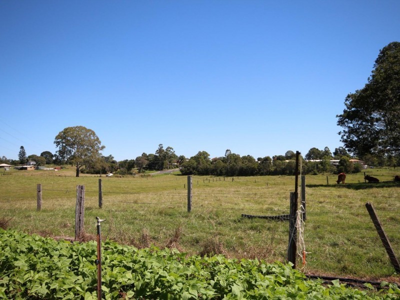 33 Power Road, Southside QLD 4570