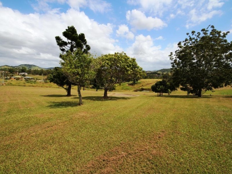 68 Panorama Drive, The Dawn QLD 4570