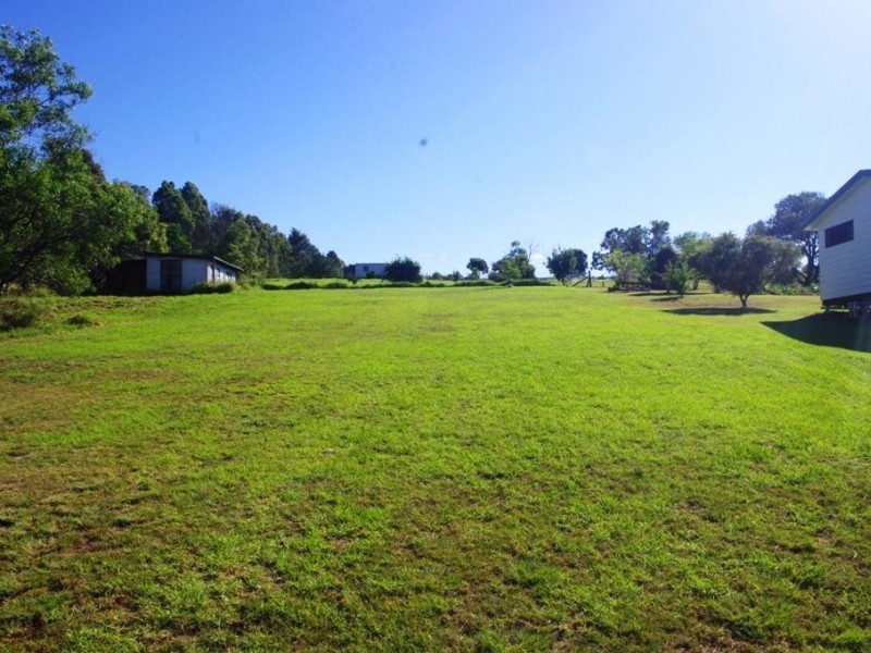 57 Magnussens Drive, Tingoora QLD 4608