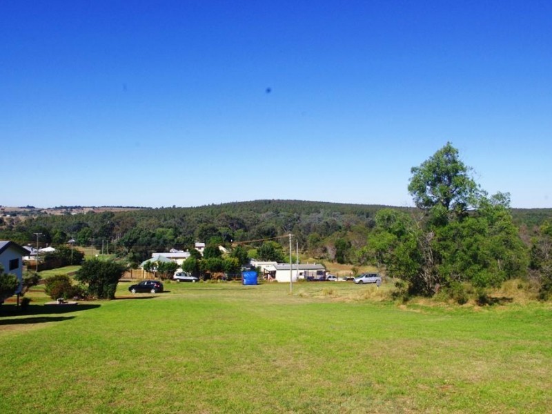 57 Magnussens Drive, Tingoora QLD 4608