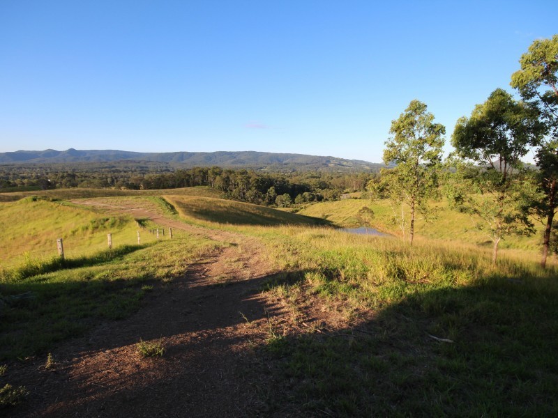 118 Kenman Road, Traveston QLD 4570