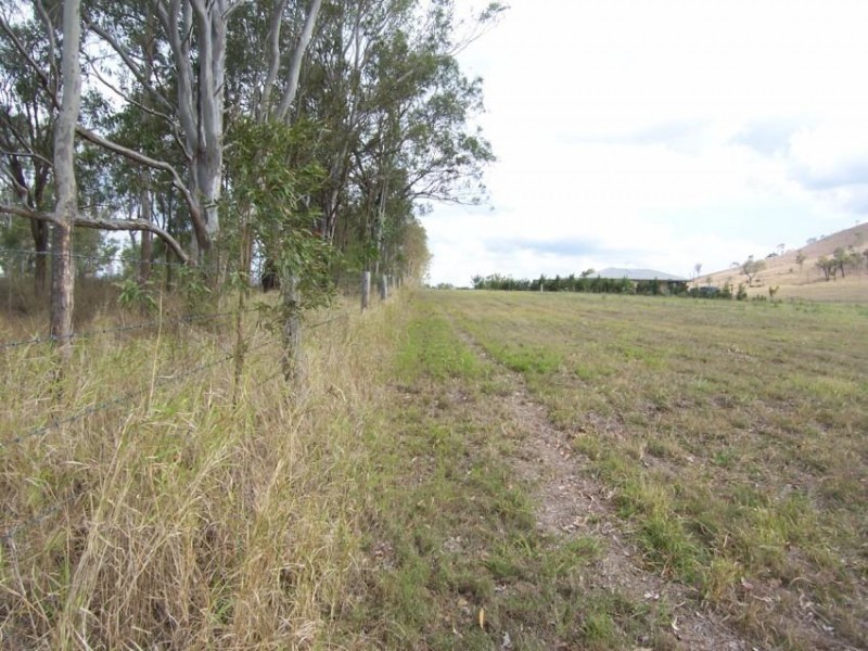 69 Chamberlain Street, Woolooga QLD 4570