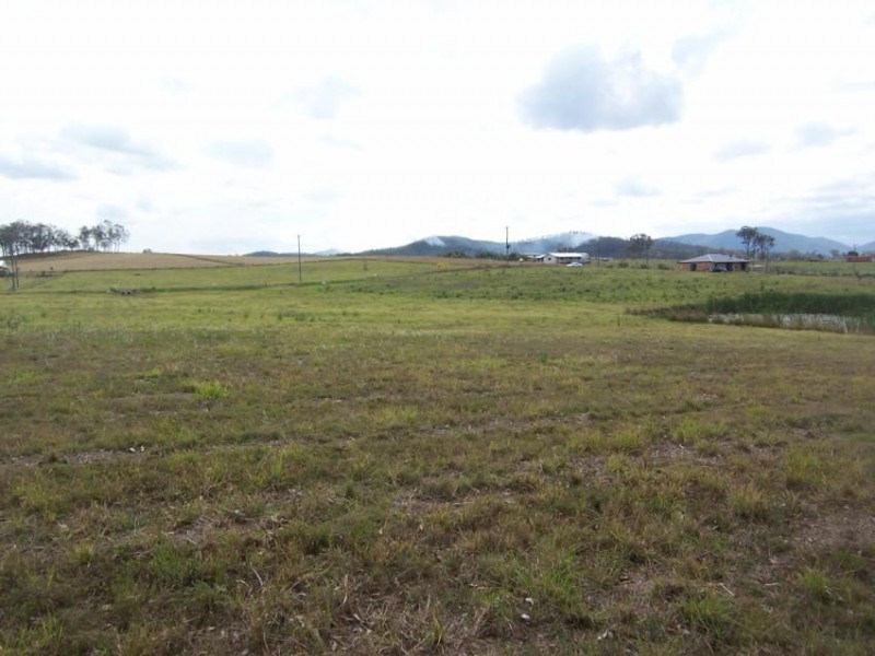 69 Chamberlain Street, Woolooga QLD 4570