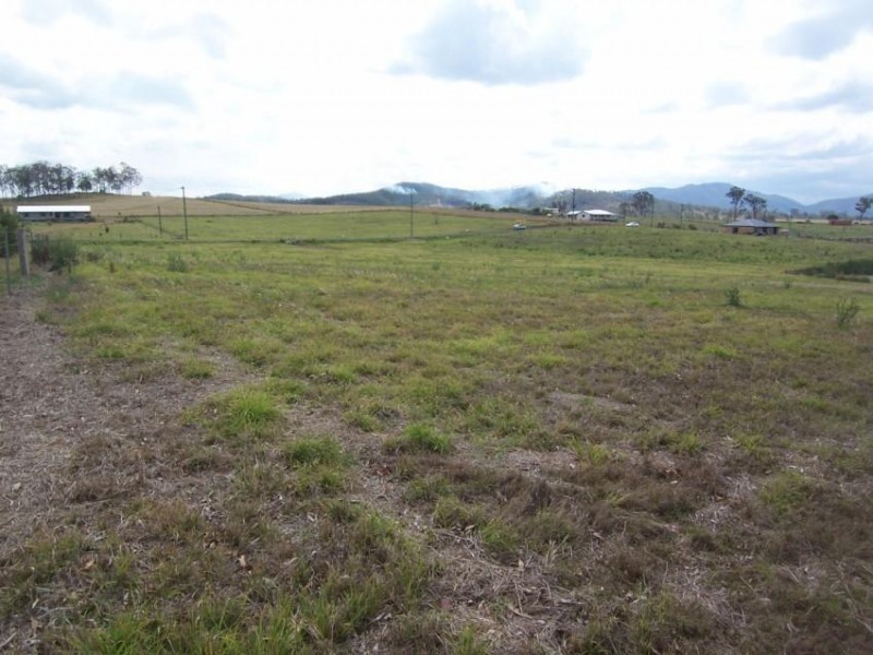 73 Chamberlain Street, Woolooga QLD 4570