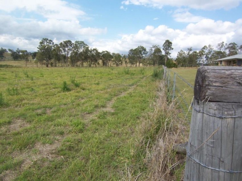 73 Chamberlain Street, Woolooga QLD 4570