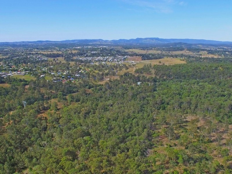 415 Groundwater Road, Southside QLD 4570
