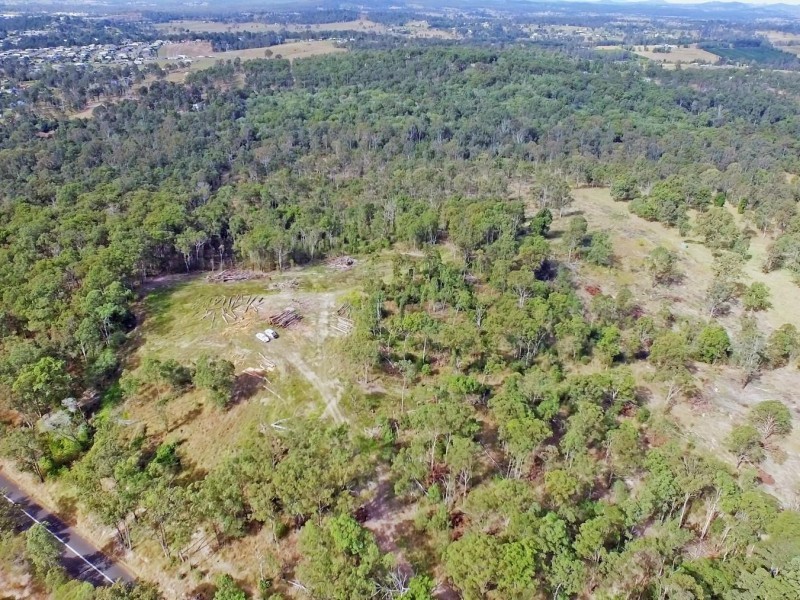 415 Groundwater Road, Southside QLD 4570