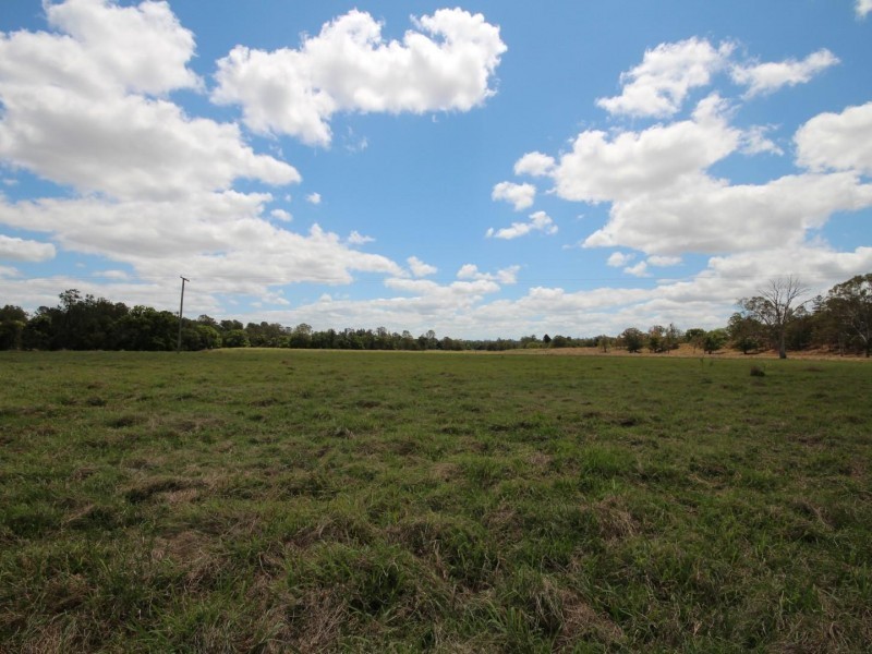214 Rocks Road, Pie Creek QLD 4570