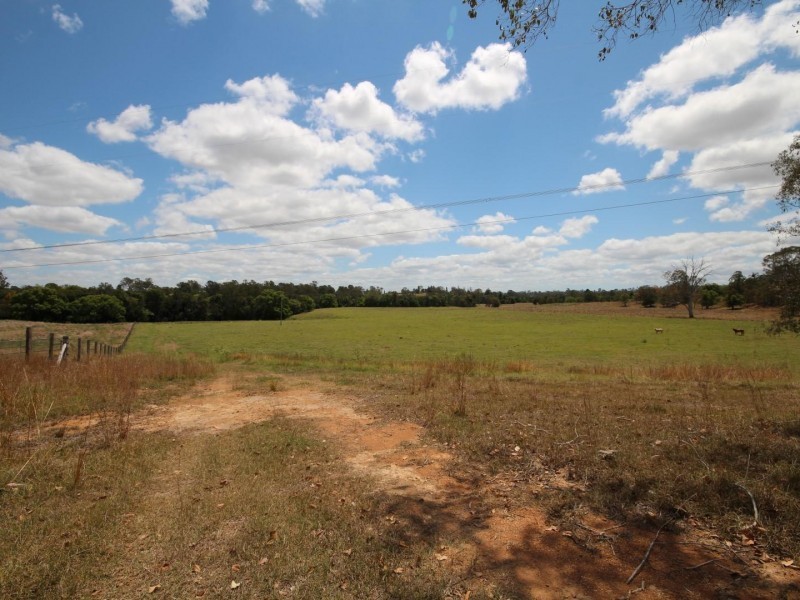 214 Rocks Road, Pie Creek QLD 4570