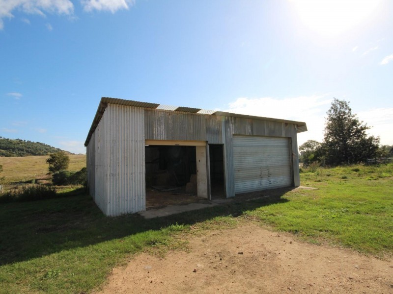 895 McIntosh Creek Road, Long Flat QLD 4570