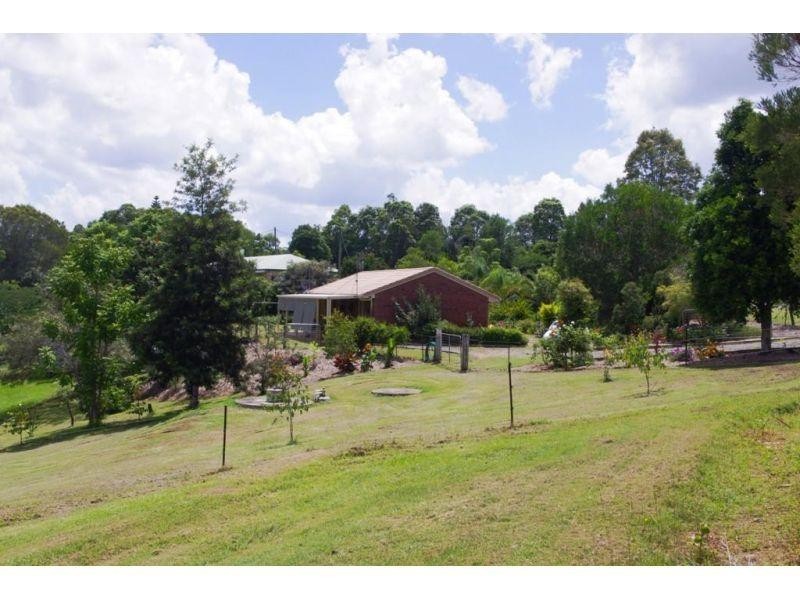 15 Wacal Road, Mothar Mountain QLD 4570