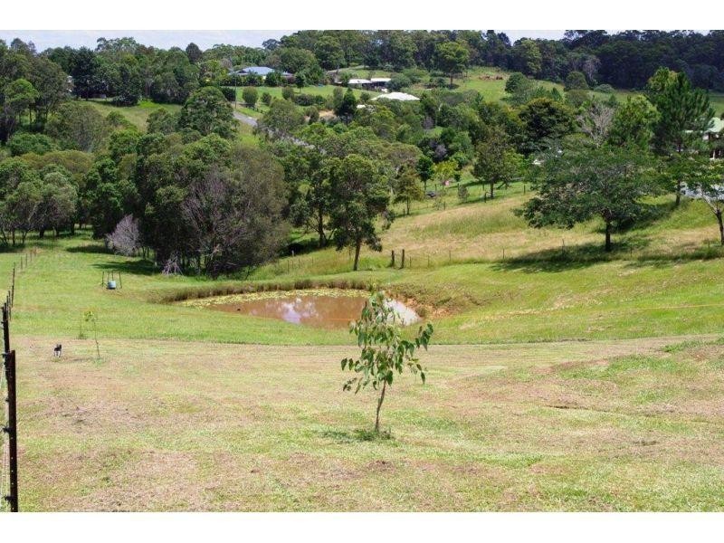 15 Wacal Road, Mothar Mountain QLD 4570