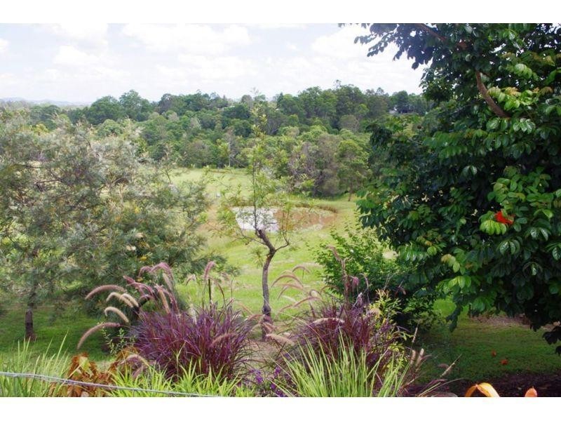 15 Wacal Road, Mothar Mountain QLD 4570