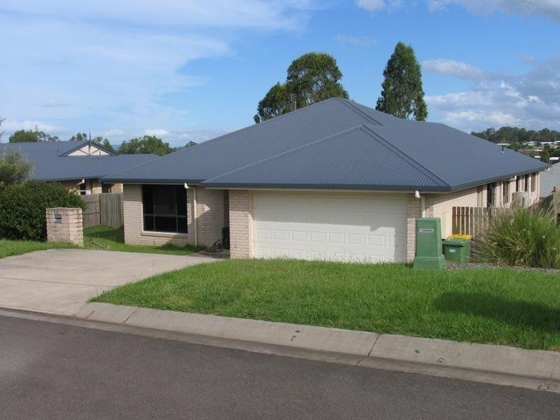 74 Gympie View Drive, Southside QLD 4570