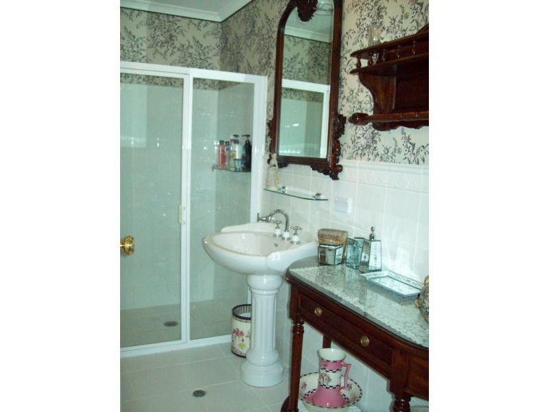 8 Jeremy rd, Gympie QLD 4570