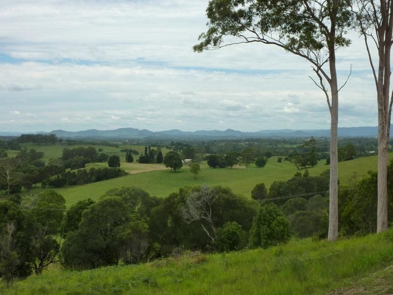 62 Outlook Road, Veteran QLD 4570