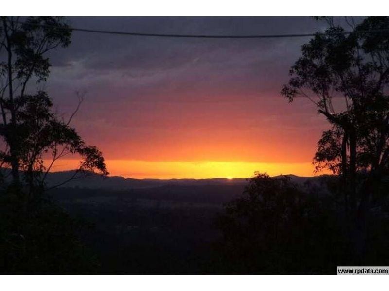 237 Dan Meurant Drive, Curra QLD 4570