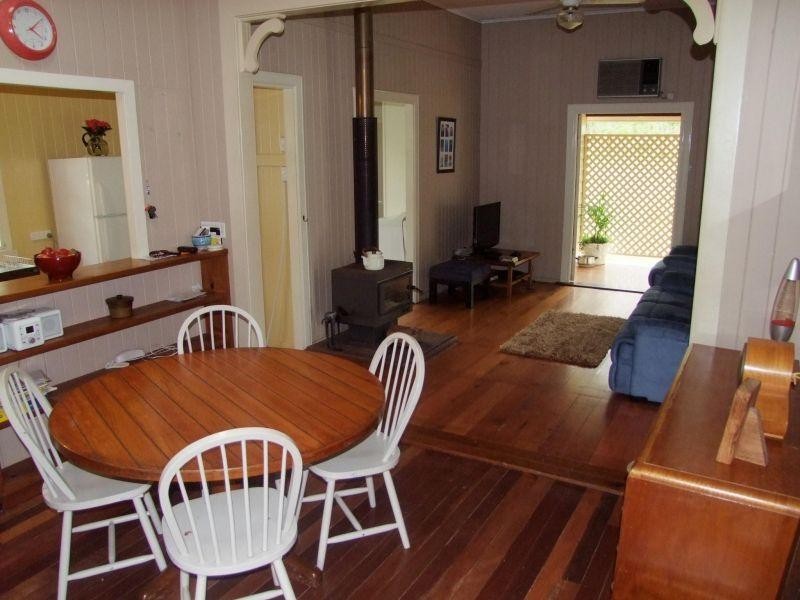 2 Daphne Cr, Curra QLD 4570