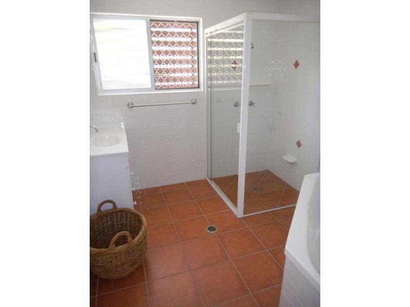 21 Groundwater Road, Southside QLD 4570