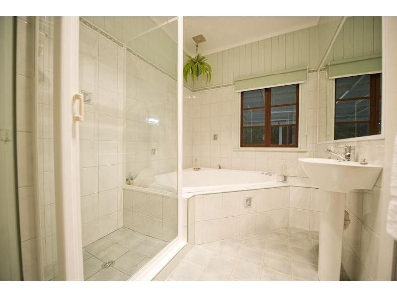 1114 Tin Can Bay Road, Ross Creek QLD 4570