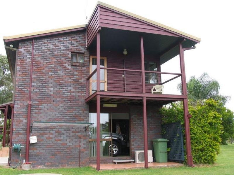 4 Smith Street, Yarraman QLD 4614
