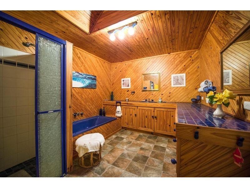 21 Yellow Gully Rd, Wolvi QLD 4570