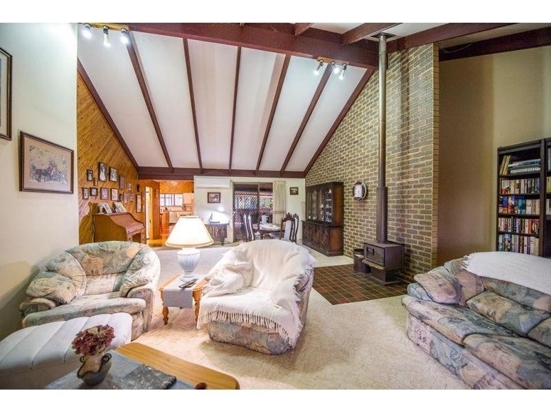 21 Yellow Gully Rd, Wolvi QLD 4570