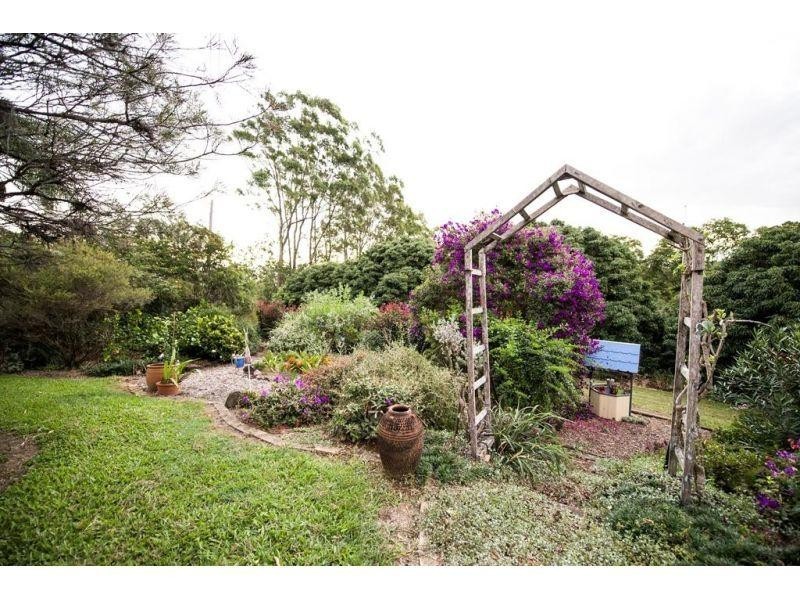 21 Yellow Gully Rd, Wolvi QLD 4570