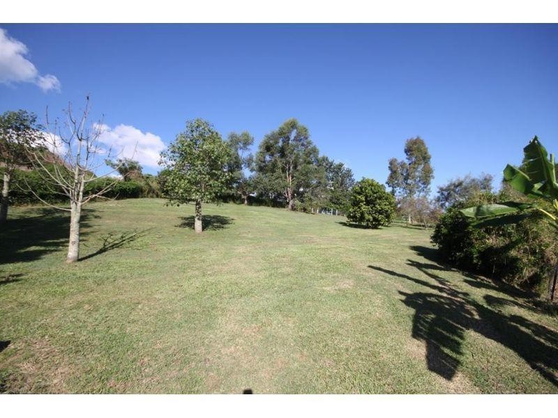 210 Allen Road, Chatsworth QLD 4570