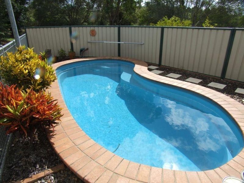 33 Lynch Road, East Deep Creek QLD 4570