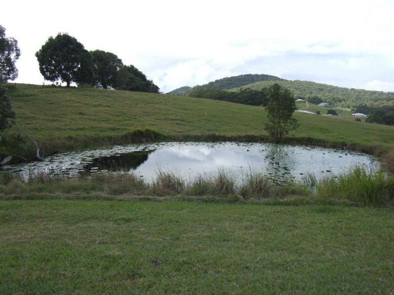 33 Lynch Road, East Deep Creek QLD 4570