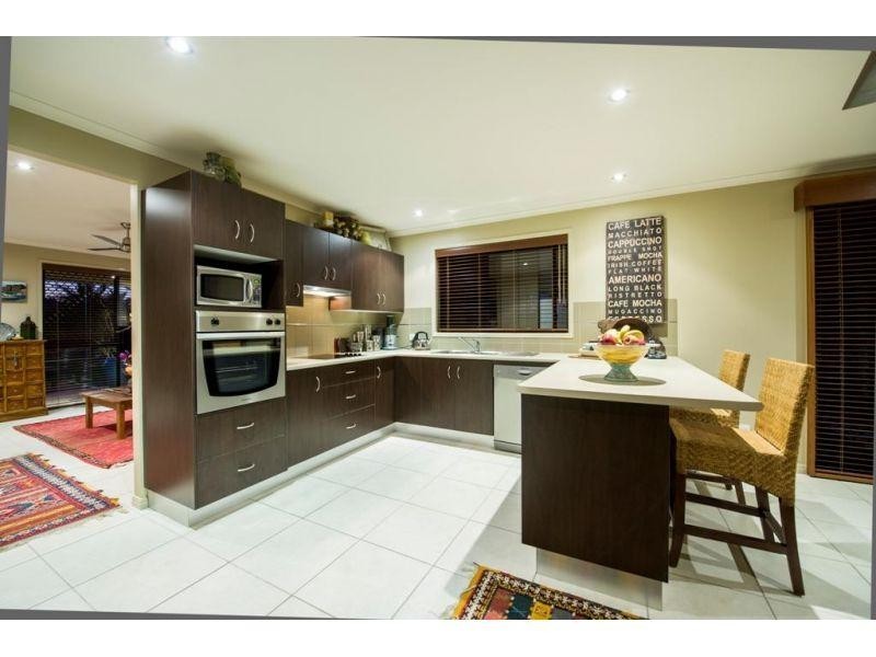 15 Inverness Street, Southside QLD 4570