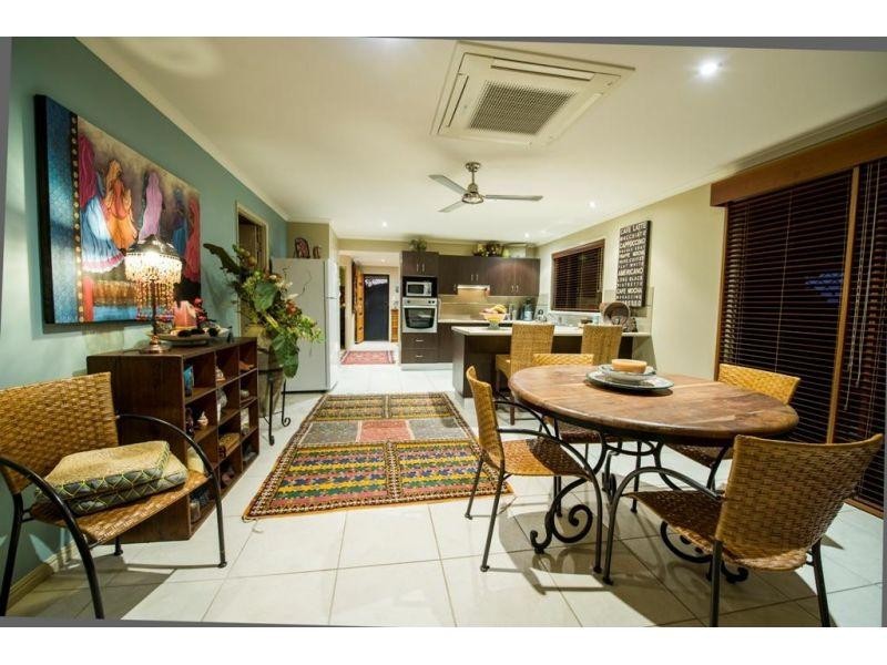 15 Inverness Street, Southside QLD 4570