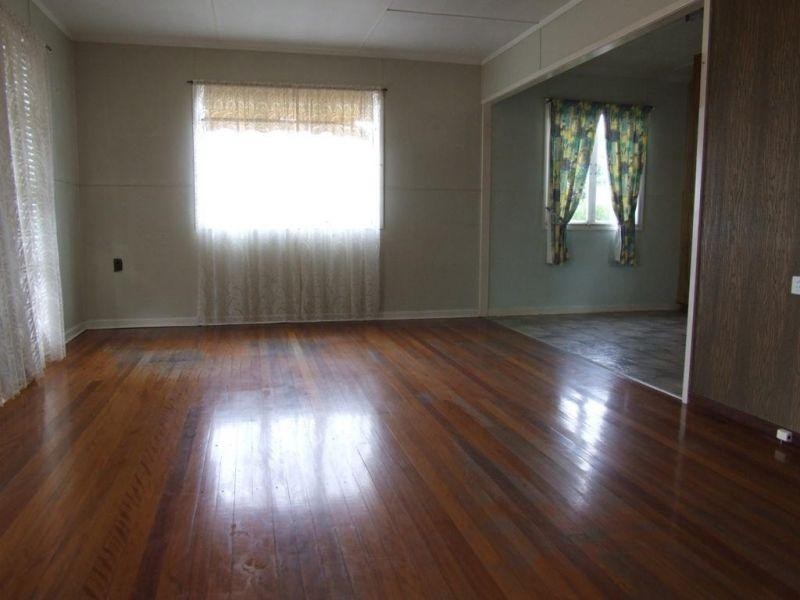 77 Crescent Road, Gympie QLD 4570