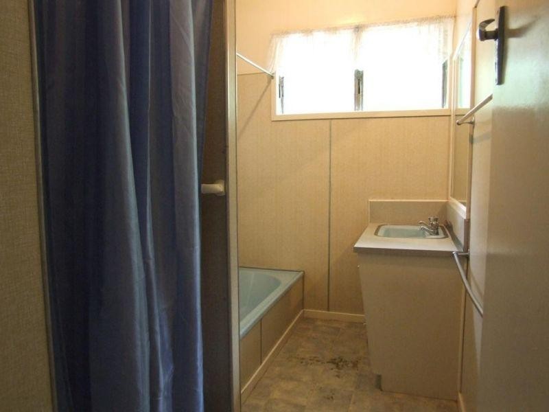 77 Crescent Road, Gympie QLD 4570