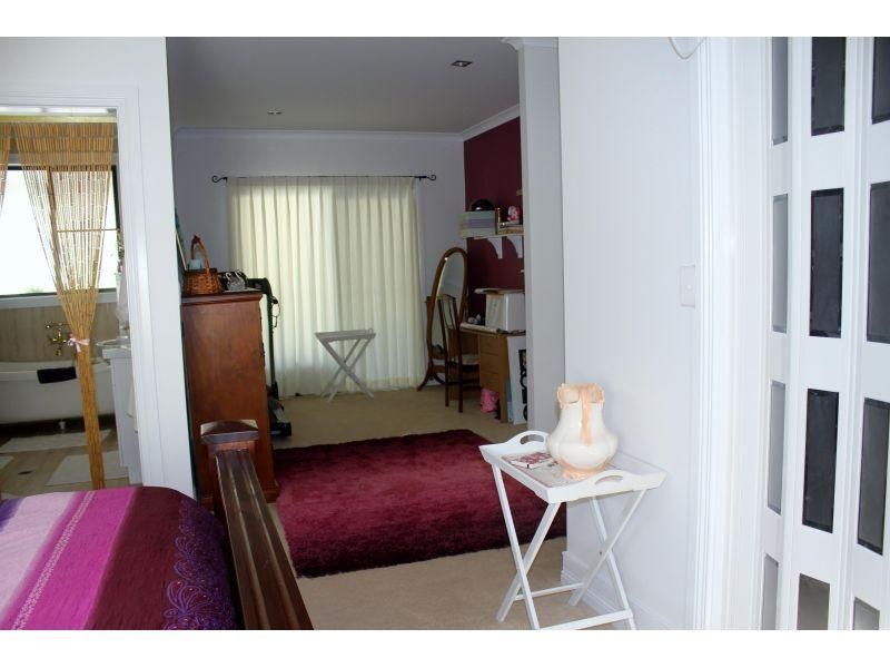 9 Tarragon Rd, The Palms QLD 4570