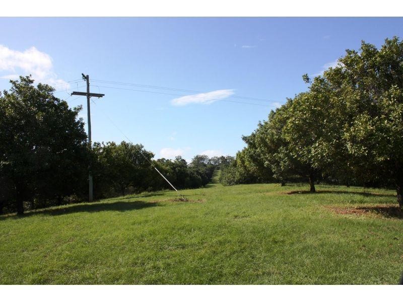 Canina QLD 4570