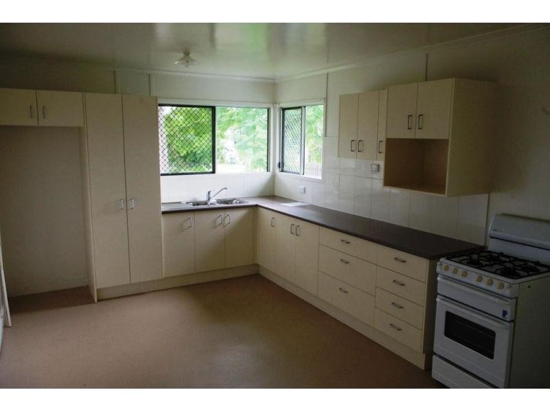 12 Neil Street, Southside QLD 4570