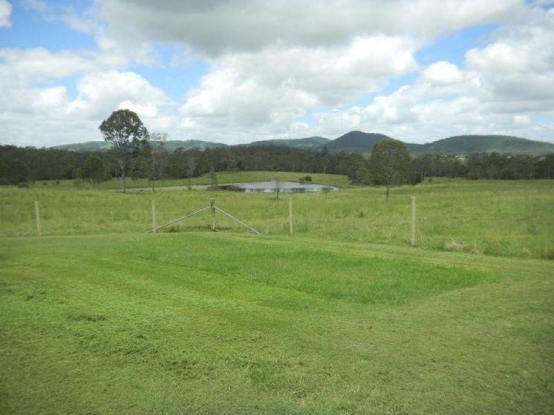 Glenwood QLD 4570