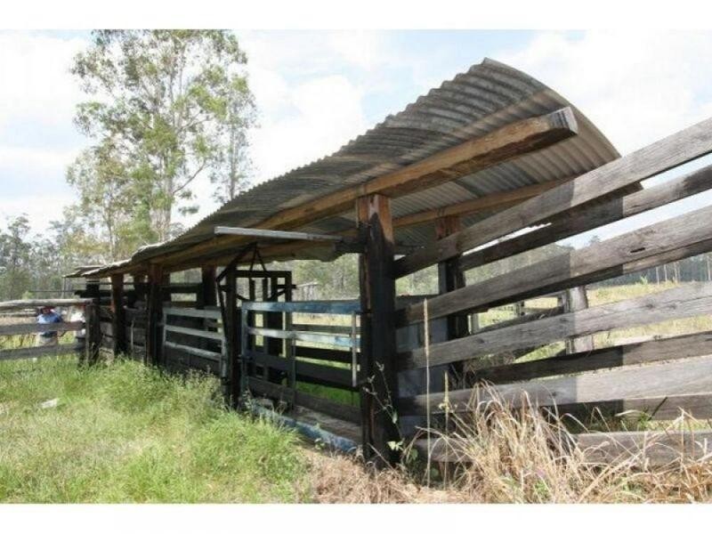 Glenwood QLD 4570