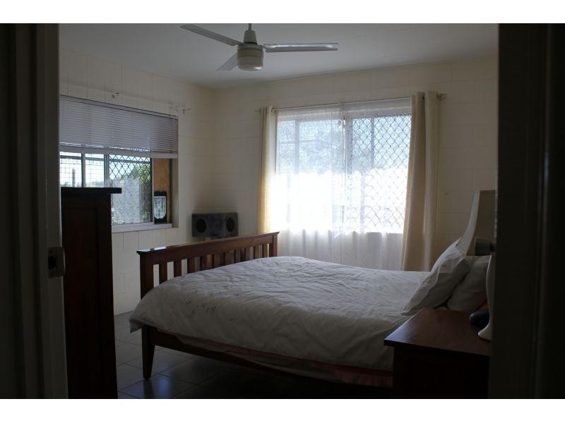 4 McVey Road, Monkland QLD 4570