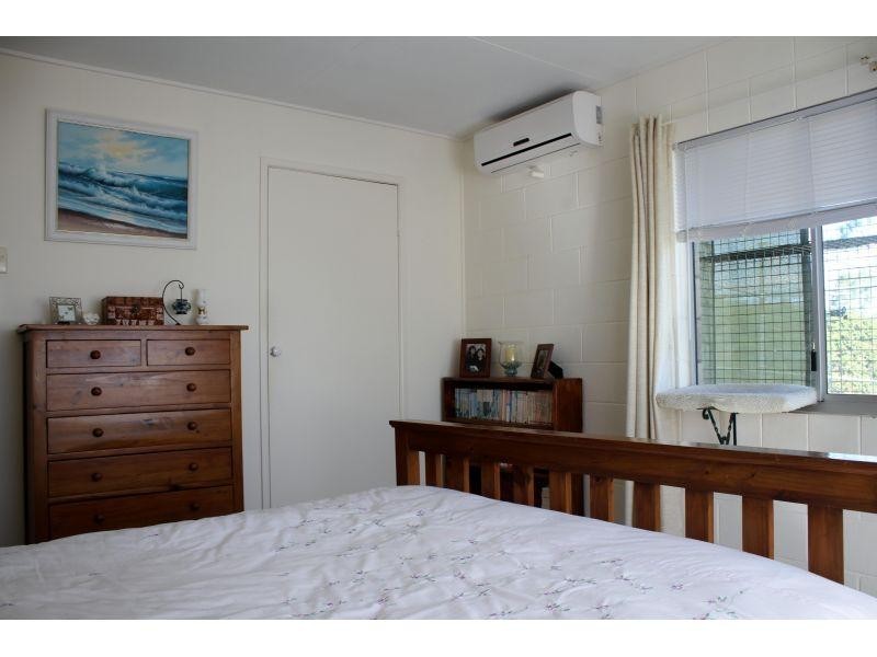 4 McVey Road, Monkland QLD 4570