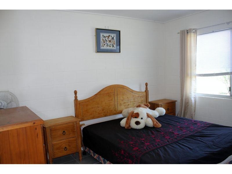 4 McVey Road, Monkland QLD 4570