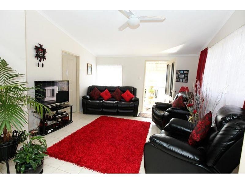 173  McIntosh Creek Road, Jones Hill QLD 4570